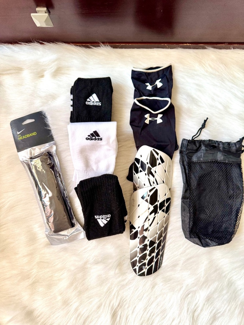 Nike Adidas Soccer Bundle Shin Guards Socks Headband‎ Youth Gear Set